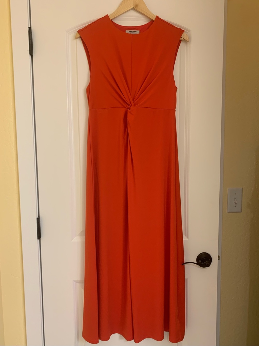 Old Navy The Occassion Sleeveless Twist-Front Maxi Dress in Bright Orange